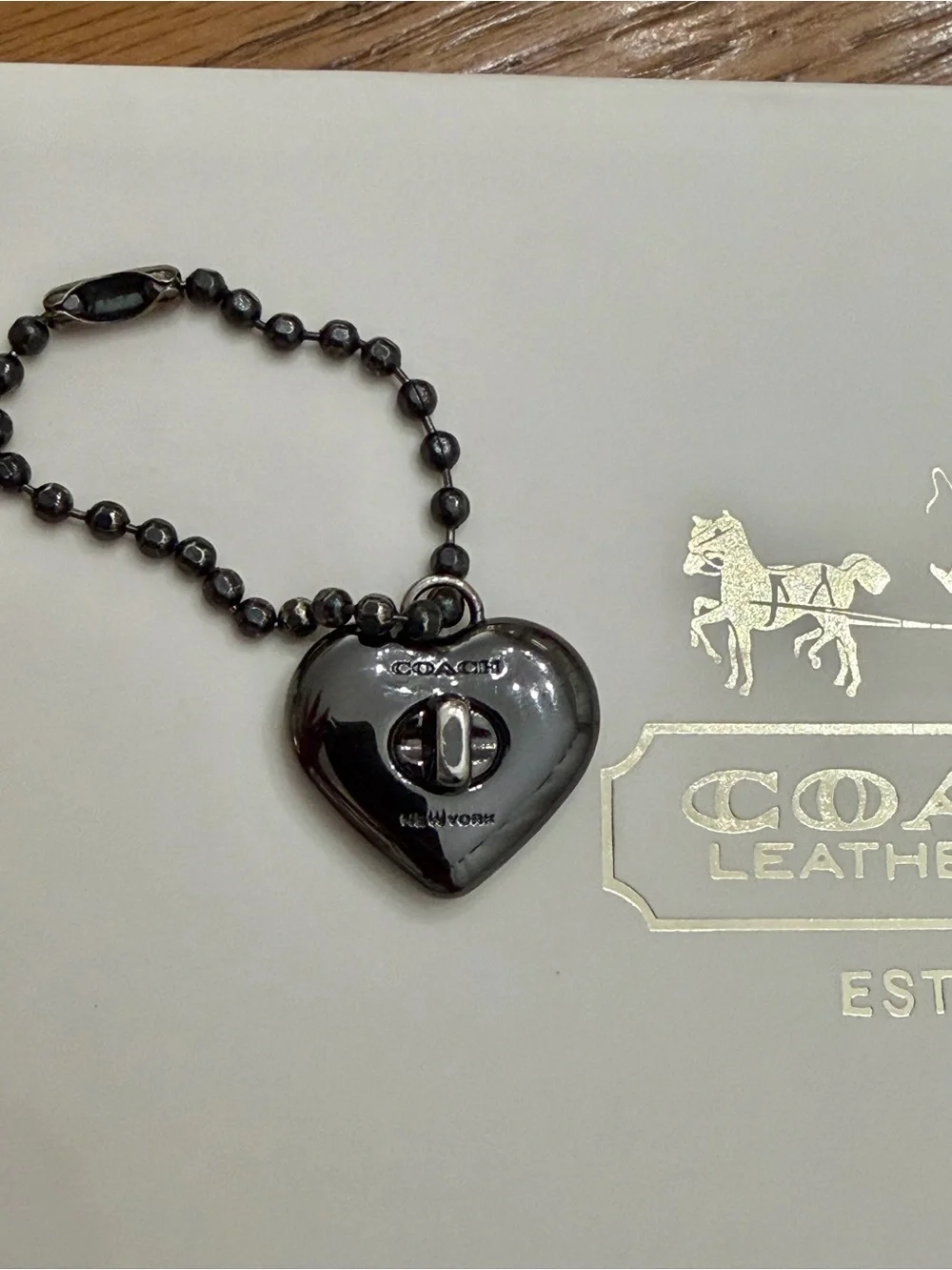 Coach elegant heart